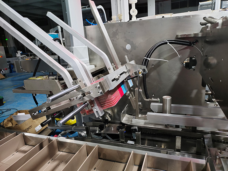 自动装盒机开盒成型工艺动作分析
